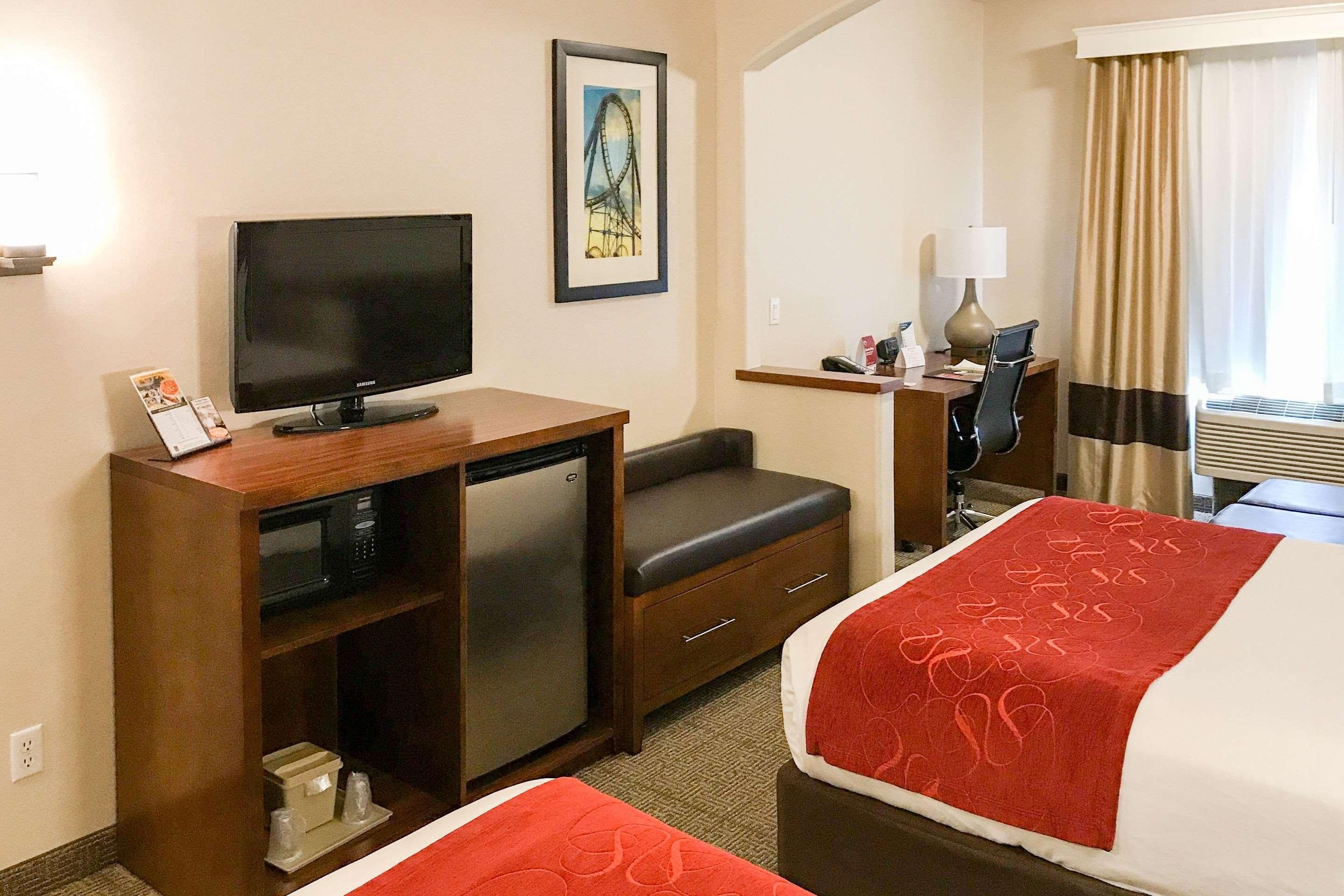 Comfort Suites Near Six Flags Magic Mountain Stevenson Ranch Екстериор снимка