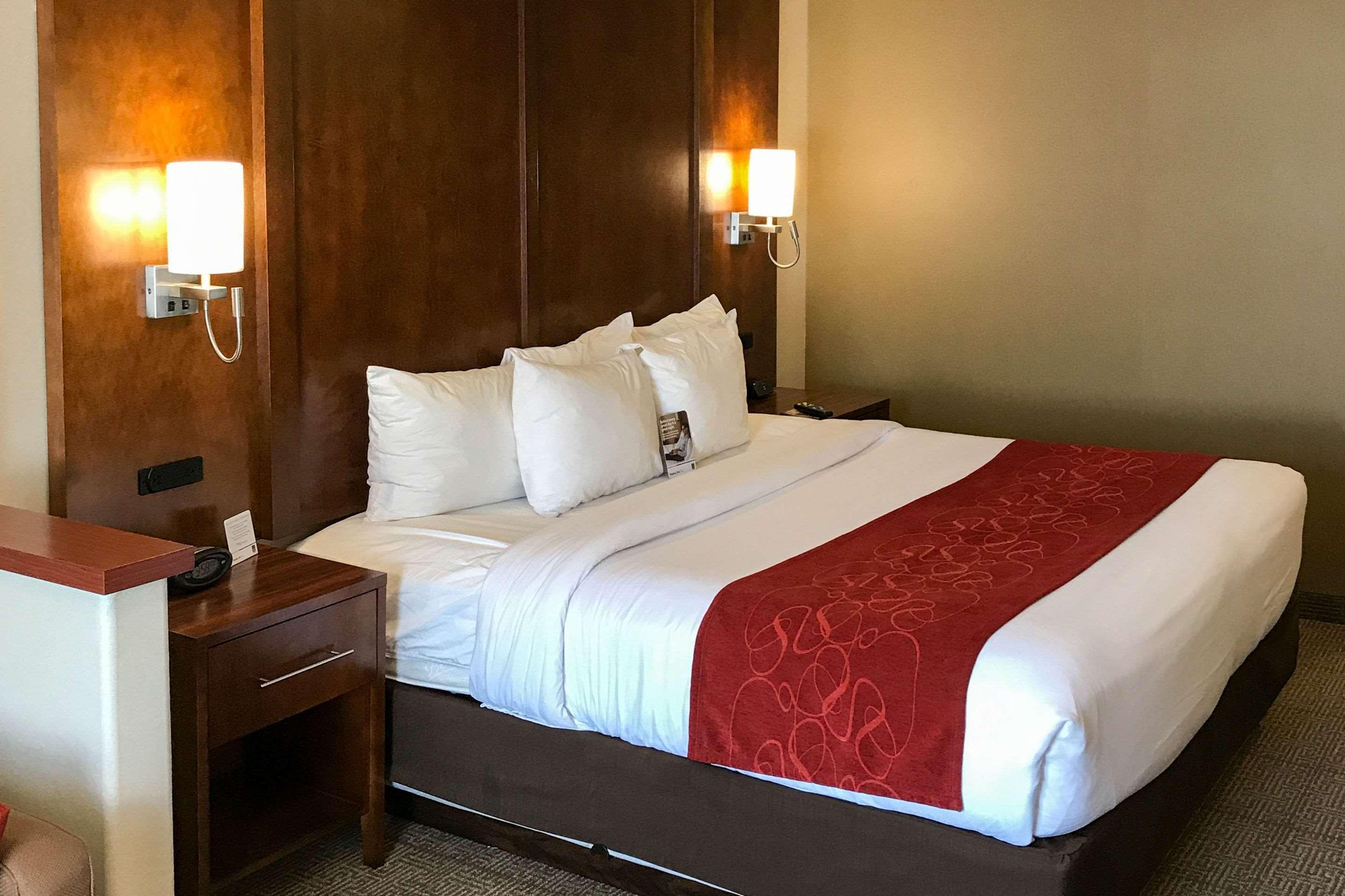Comfort Suites Near Six Flags Magic Mountain Stevenson Ranch Екстериор снимка