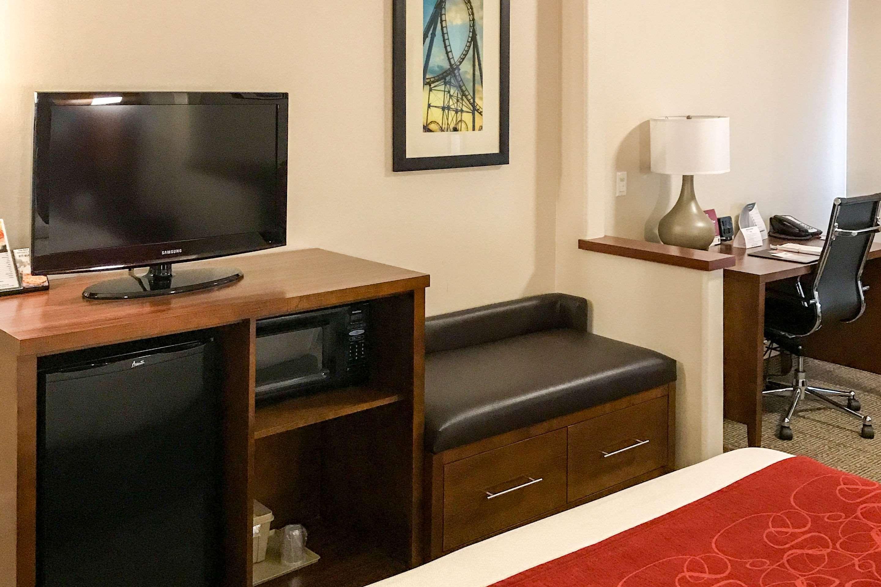 Comfort Suites Near Six Flags Magic Mountain Stevenson Ranch Екстериор снимка