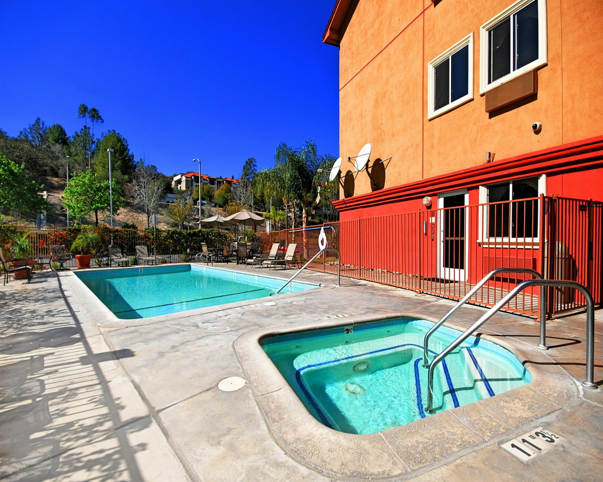 Comfort Suites Near Six Flags Magic Mountain Stevenson Ranch Екстериор снимка